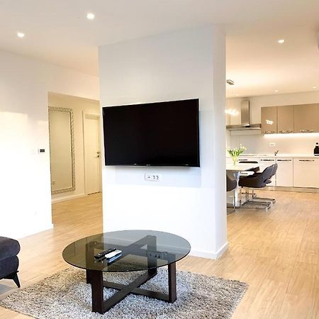 G Apartment Podstrana Bagian luar foto