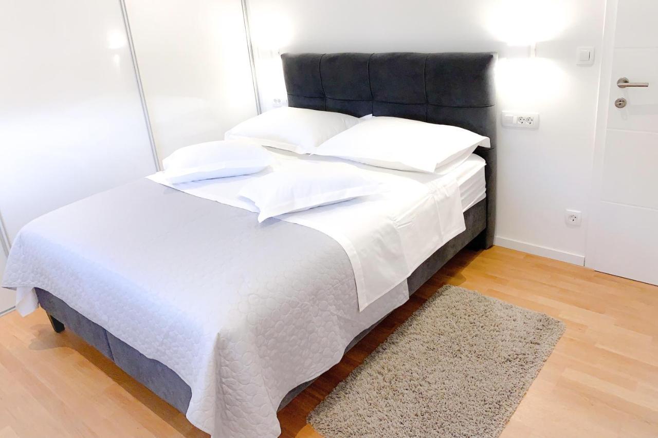 G Apartment Podstrana Bagian luar foto